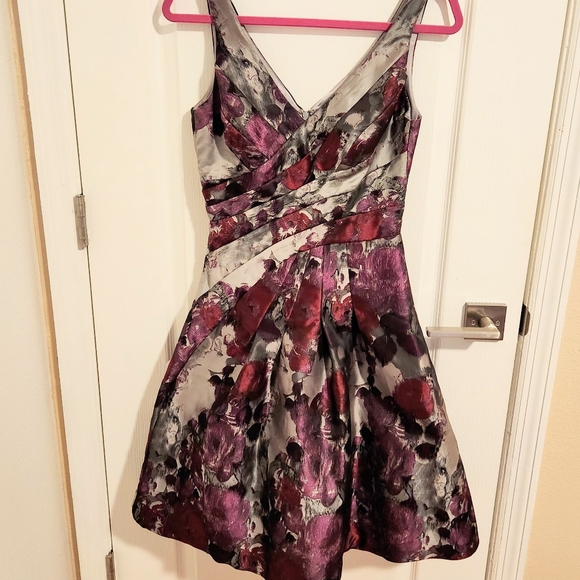 White House Black Market Pink and Gray Floral Midi Dress  Like New! - Picture 5 of 6